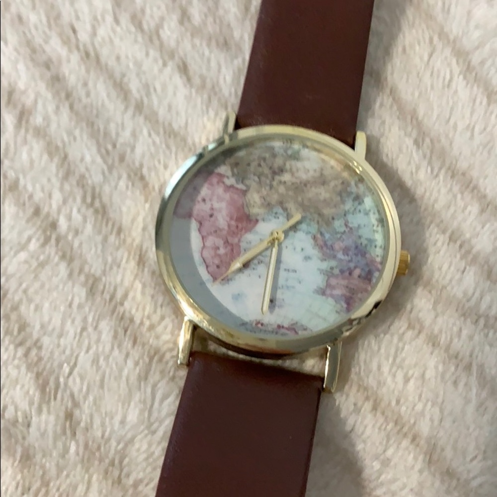 World Map Watch - Picture 2 of 3